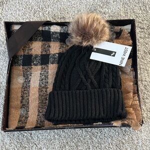 Nine West Black Beanie with Scarf